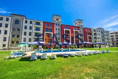 Dům a okolí; výhled