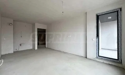 Ostatní; nutná rekonstrukce, přirozené světlo
