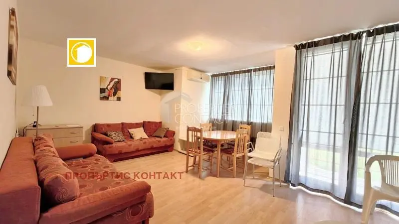 غرفة معيشة; ضوء طبيعي, أسلوب عصري