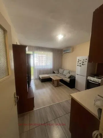 Soggiorno; vista, luce naturale