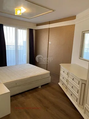 Chambre; lumière naturelle, parquet
