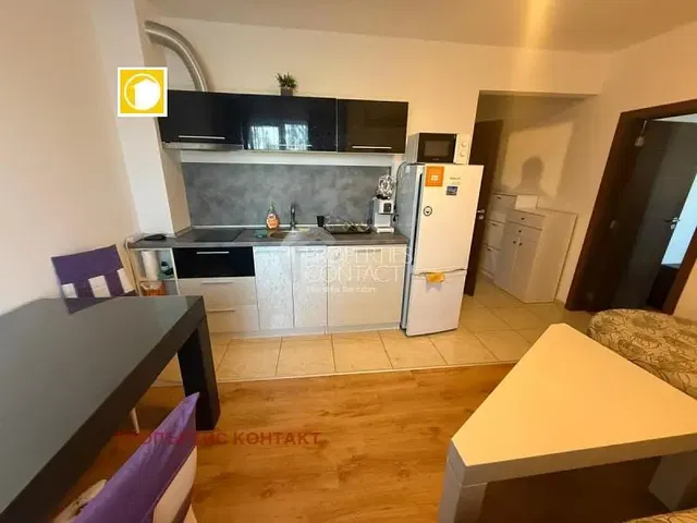 Küche; küchengeräte, fliesenboden