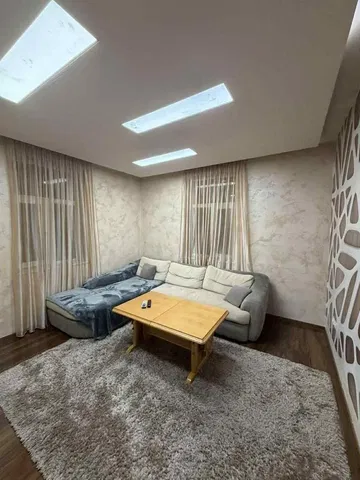 Salon; lumière naturelle, parquet