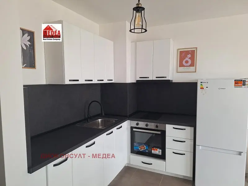 Cucina; elettrodomestici, ristrutturato