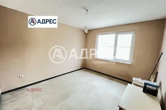 Остало; плочице, природно светло