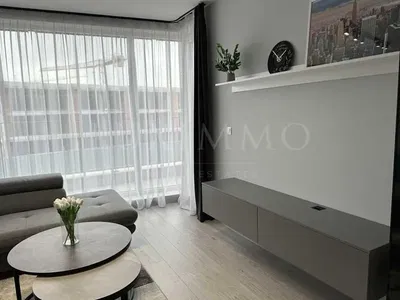 Dnevni boravak; pogled, prirodna svjetlost, moderan stil