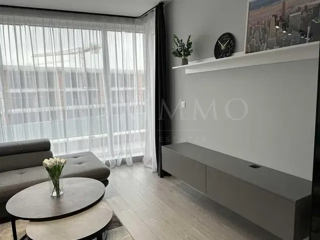 Salon; vue, lumière naturelle, style moderne