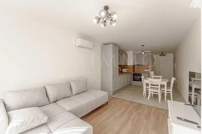 Soggiorno; luce naturale, stile moderno