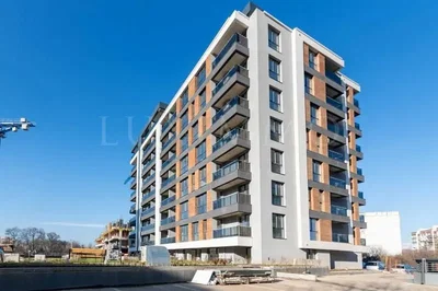 Кућа и околина