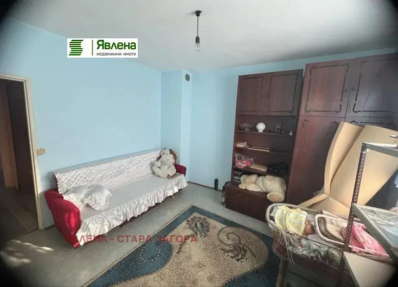 Spavaća soba; prirodna svjetlost, rustikalni stil