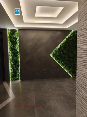 Altro; pavimento in piastrelle, luce naturale