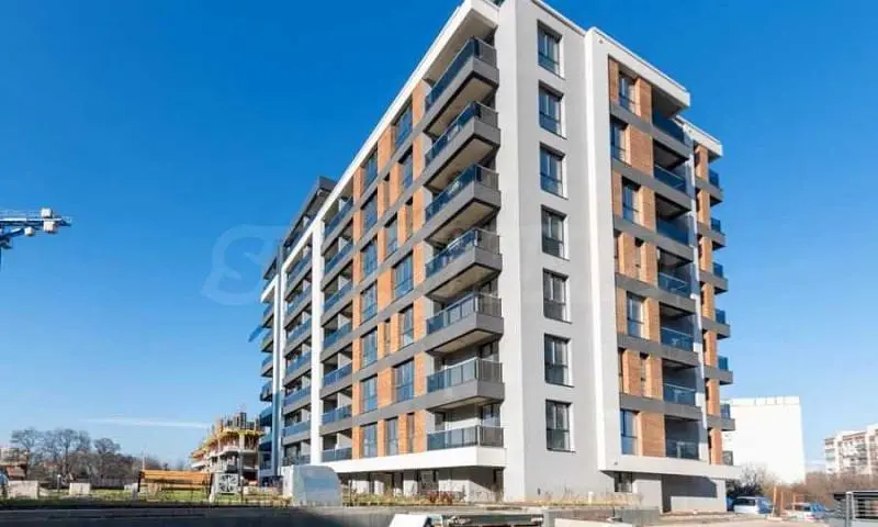 Kuća i okolina; pogled