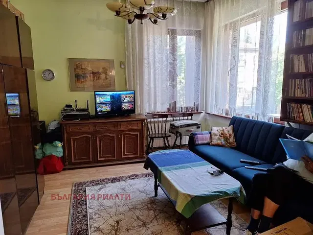 غرفة معيشة; ضوء طبيعي, أسلوب عصري