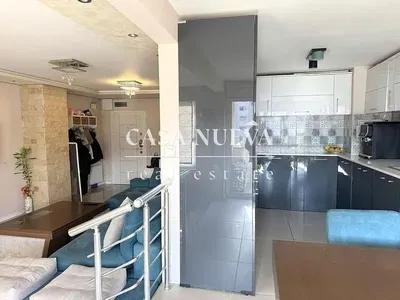 Dnevni boravak; pogled, prirodna svjetlost