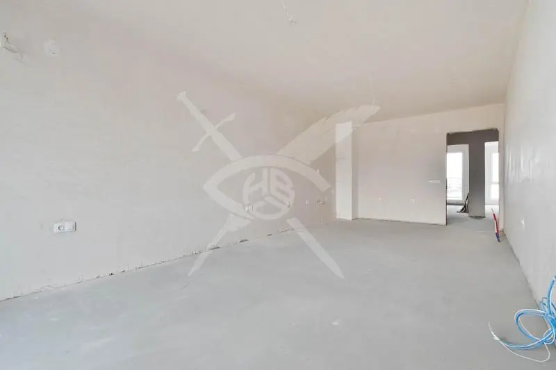 Otro; necesita renovación, luz natural