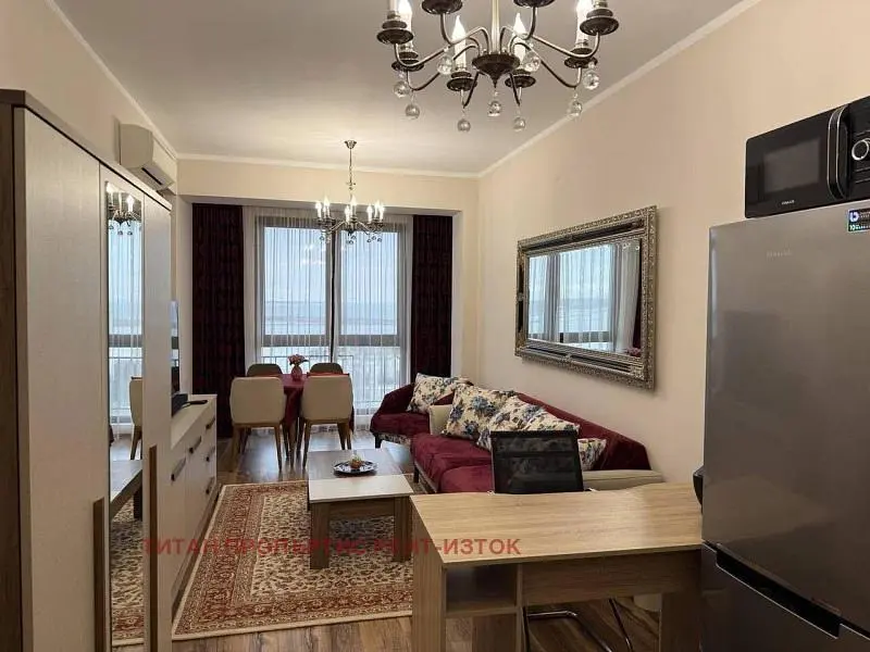 Dnevni boravak; moderan stil, prirodna svjetlost
