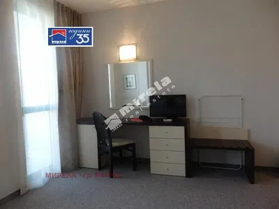 Spavaća soba; prirodna svjetlost, moderan stil