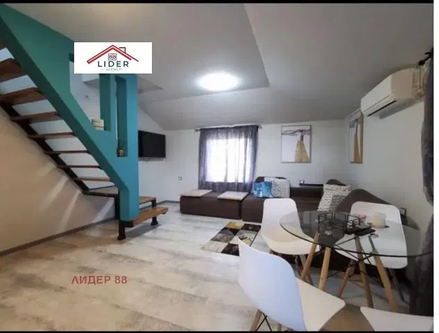 Wohnzimmer; tageslicht, moderner stil