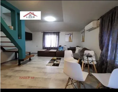 Wohnzimmer; moderner stil, tageslicht, fliesenboden