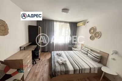 Schlafzimmer; holzboden, tageslicht, moderner stil