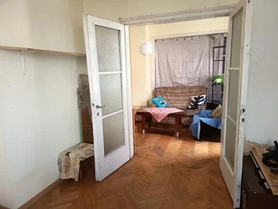 Dnevni boravak; drveni pod, prirodna svjetlost