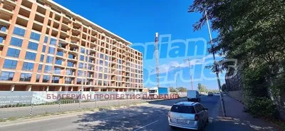 Kuća i okolina; pogled