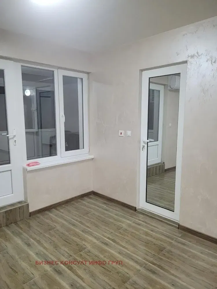 Sonstiges; fliesenboden, tageslicht