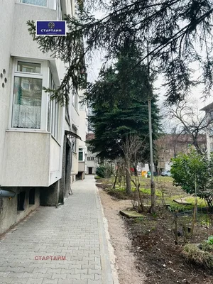 Haus und umgebung; blick