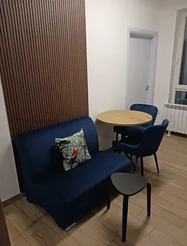 Soggiorno; stile moderno, pavimento in legno