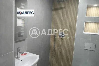 Badezimmer; fliesenboden, renoviert, tageslicht