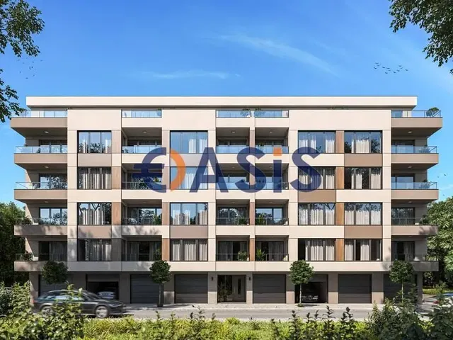 Къща и околности; гледка