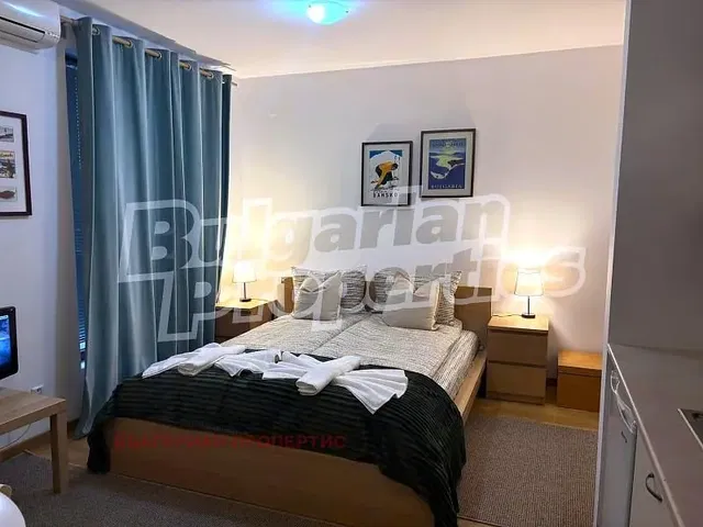 Dormitorio; luz natural