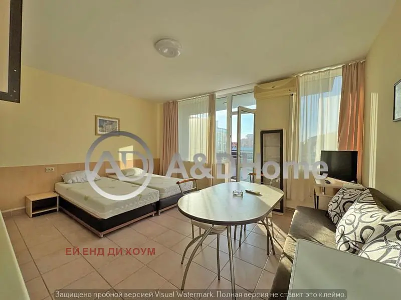 Yatak odası; doğal ışık, modern stil