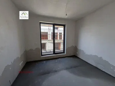 Ostatní; nutná rekonstrukce, přirozené světlo