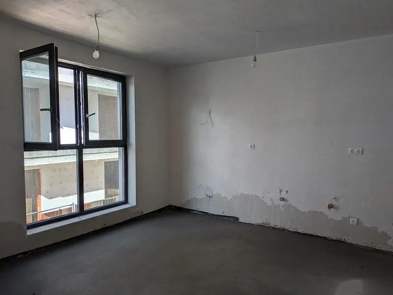 Ostatní; nutná rekonstrukce, přirozené světlo