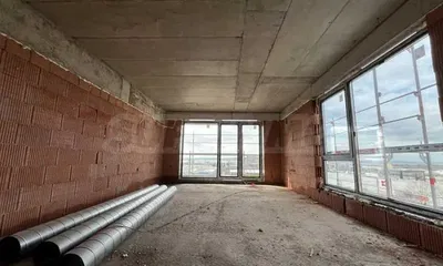 Autre; lumière naturelle, nécessite rénovation