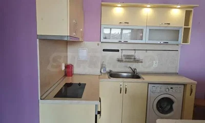 Kuhinja; kućanski aparati, renoviran