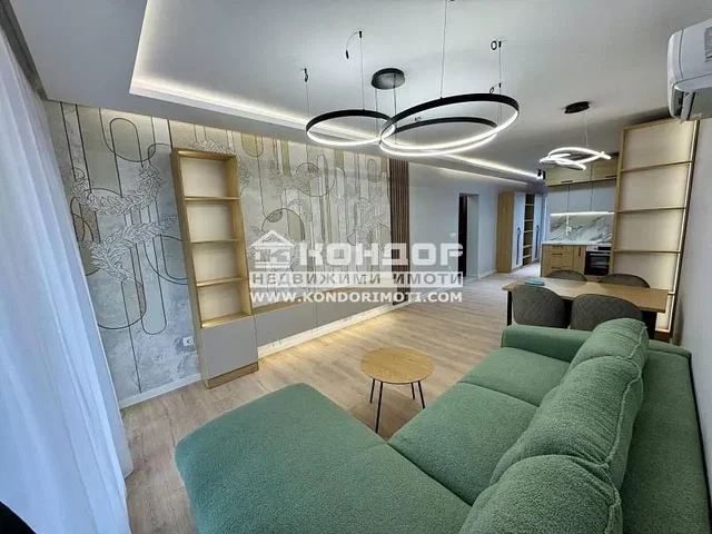 Salón; estilo moderno, suelo de madera, luz natural