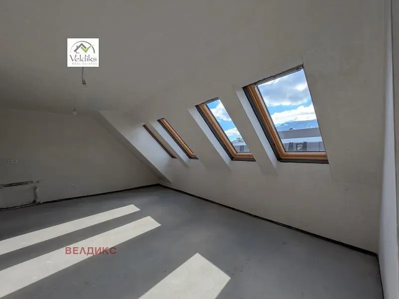 Habitación infantil; luz natural, vista