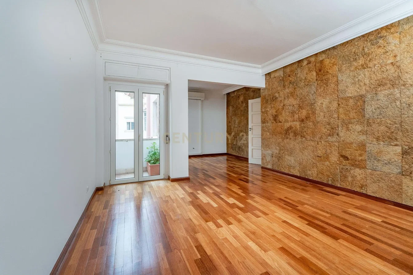 Wohnzimmer; holzboden, blick