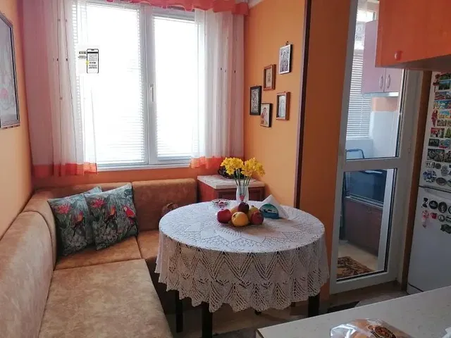 Keuken; natuurlijk licht, rustieke stijl