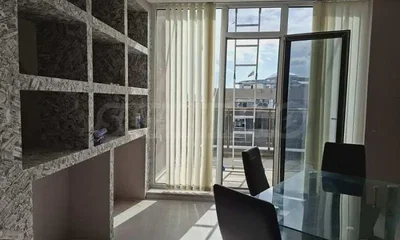 Salon; vue, lumière naturelle