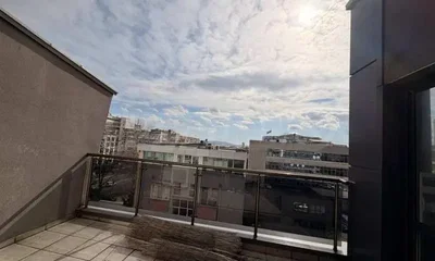 Balcon; vue, carrelage