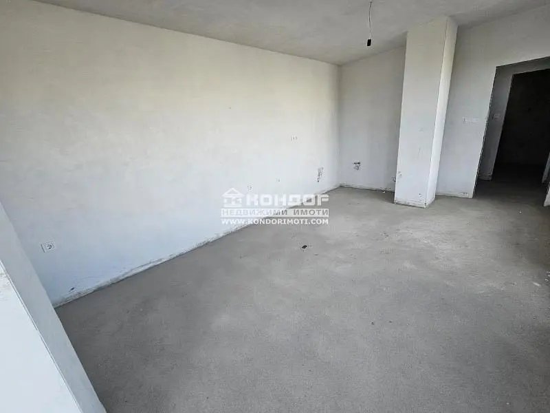 Ostalo; potrebna renovacija, prirodno svjetlo