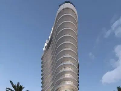 Kuća i okolina; pogled, visoki plafoni