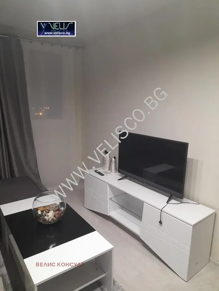 Dnevni boravak; moderan stil, pogled