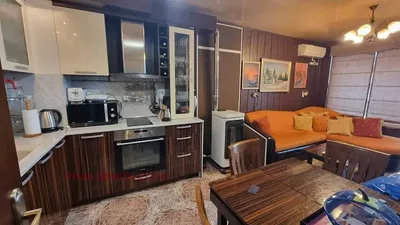 Cuisine; style rustique, parquet