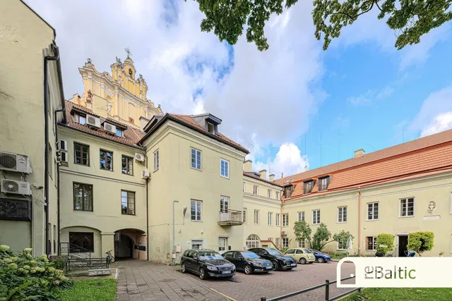 Kuća i okolina; pogled