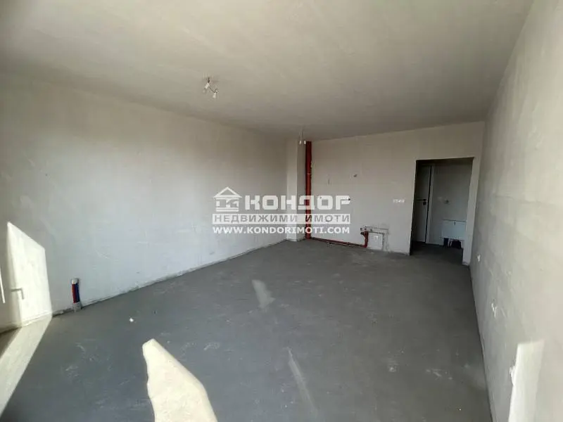 Ostalo; potrebna renovacija, prirodno svjetlo