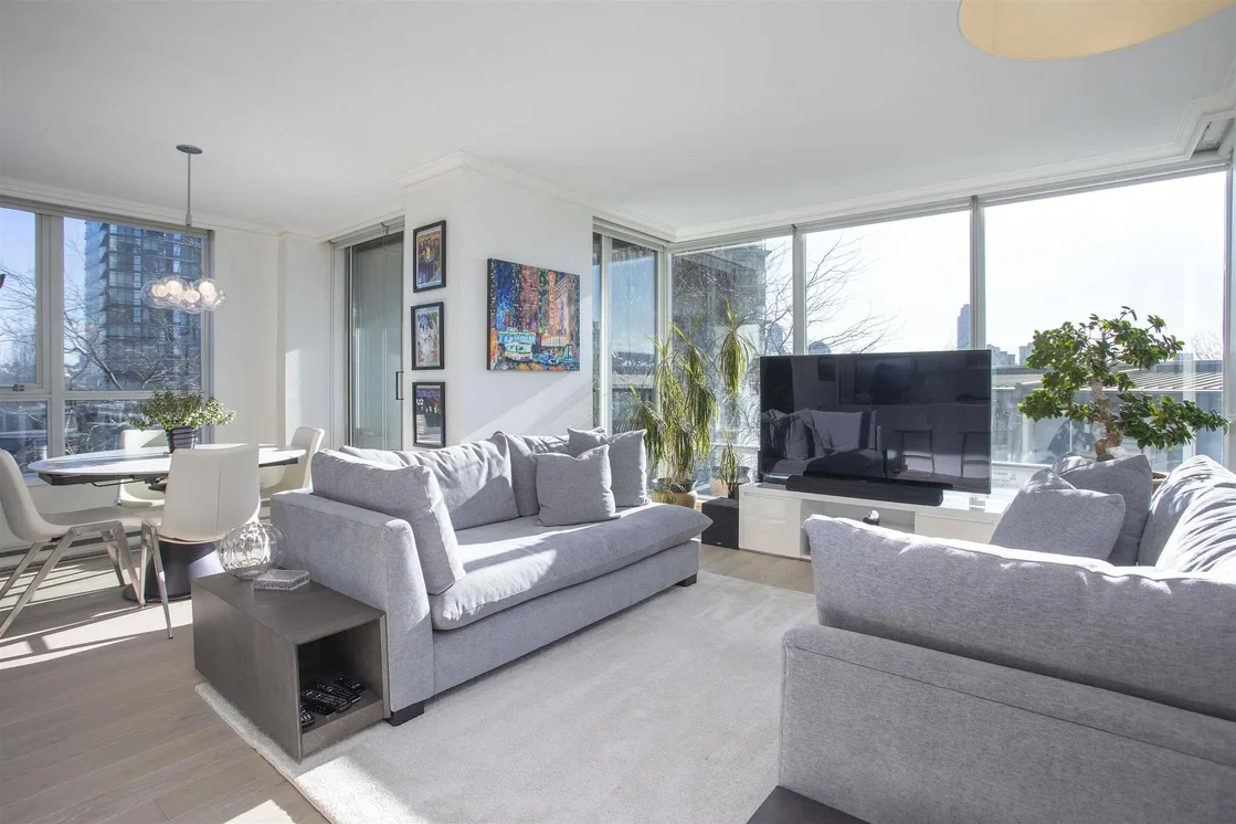 Дневна соба; поглед, природно светло, модерни стил